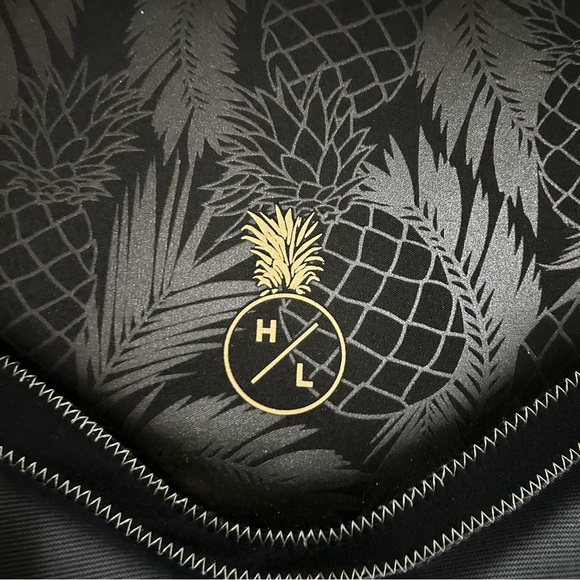 HYPERLITE WOMEN’S VEST USCG APPROVED BLACK GRAY MEDIUM CERTIFIED SAFETY MARINE - Picture 4 of 10